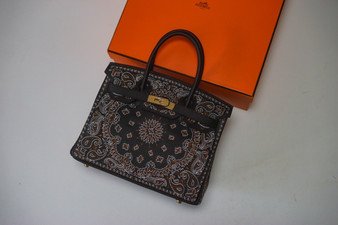 Hermes x Jay Ahr Special Edition custom-embroidering Black Birkin Bag 30cm Epsom Leather Gold Hardware [Carry by Kylie Jenner, Cardi B]