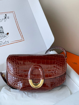 HERMES Honey Cherche Midi 18 Gold Alligator 