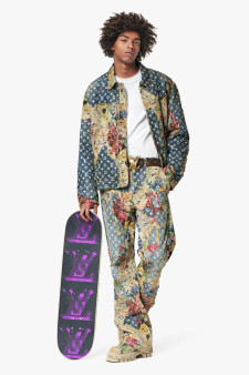 Louis Vuitton 1AAGQG DESTROYED WORKWEAR DENIM JACKET Louis Vuitton 1AAGQG DESTROYED WORKWEAR DENIM JACKET