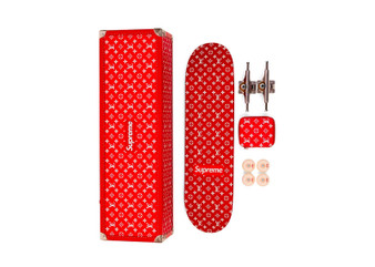 LOUIS VUITTON X SUPREME | BOITE SKATEBOARD TRUNK