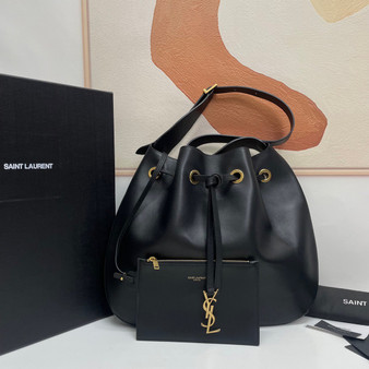 Saint Laurent PARIS VII MEDIUM HOBO BAG IN LEATHER