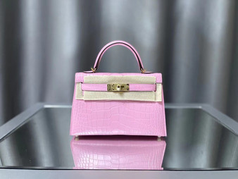 Hermes  Sakura Pink Mini Kelly II 20 Alligator Gold Hardware