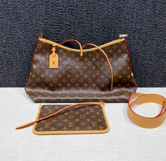 LOUIS VUITTON  M46197 CarryAll MM Bag   LOUIS VUITTON  M46197 CarryAll MM Bag