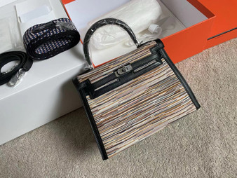 Hermes Kelly 28 Sellier Black Box & Vibrato Leather Palladium Hardware Hermes Kelly 28 Sellier Black Box & Vibrato Leather Palladium Hardware