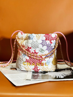 CHANEL 22 MINI HANDBAG Lace Patchwork CHANEL 22 MINI HANDBAG Lace Patchwork