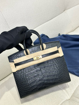 Hermès Birkin 20 Black Alligator Gold Hardware Hermès Birkin 20 Black Alligator Gold Hardware
