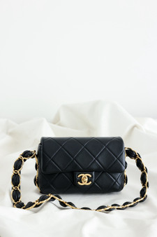 CHANEL SMALL FLAP BAG SS2024