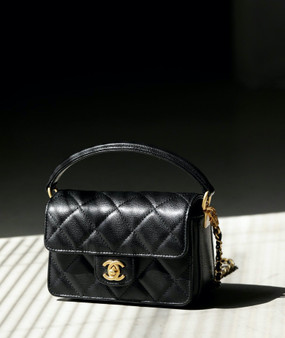Chanel FALL-WINTER 2024/25   MINI FLAP BAG WITH TOP HANDLE BLACK