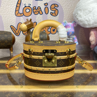Louis Vuitton M24843 Ellis Bag