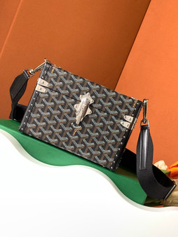 Goyard Goyardine Black Cassette Trunk Clutch/Shoulder Bag Palladium Hardware Goyard Goyardine Black Cassette Trunk Clutch/Shoulder Bag Palladium Hardware