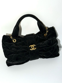 Chanel Fall-Winter 2025/26 Velvet  Bow bag