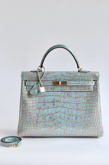 Hermes SAC KELLY VERT D'EAU RETOURNÉ 35 EN ALLIGATOR GOLD HARDWARE, ÉDITION LIMITÉE