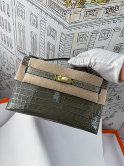 Hermes Gris Tourterelle Mini Kelly Pochette Crocodile Niloticus with Gold Hardware