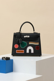 Hermès Kelly 25 Sellier Broderie Colla Noir Swift & Niloticus Crocodile Palladium Hardware