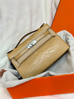 Hermès Kelly Pochette: Chia Shiny Mississippiensis Alligator