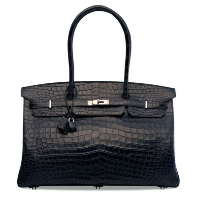 Why stylish men are now turning to handbags 