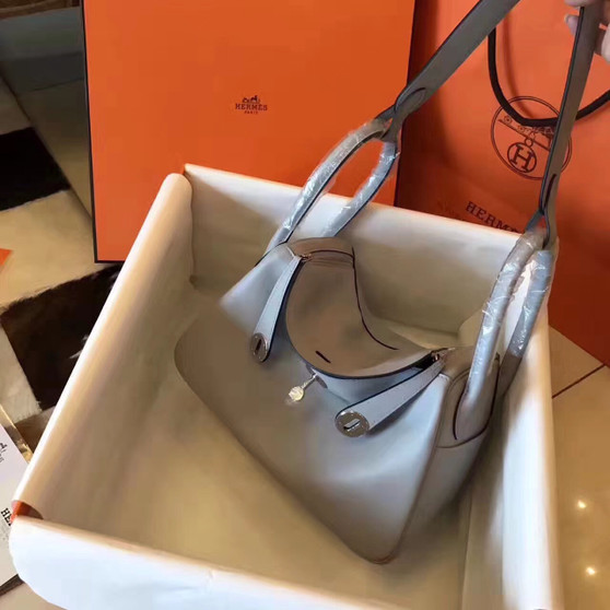 Hermes 4Z Gris Mouette Lindy 26 Swift Palladium Hardware