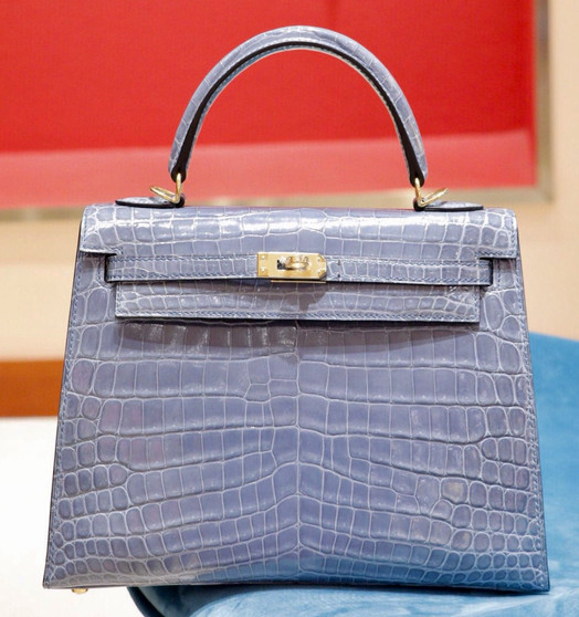 Hermes SHINY BLUE BRIGHTON NILOTICUS CROCODILE KELLY 25 WITH GOLD HARDWARE  Hermes SHINY BLUE BRIGHTON NILOTICUS CROCODILE KELLY 25 WITH GOLD HARDWARE