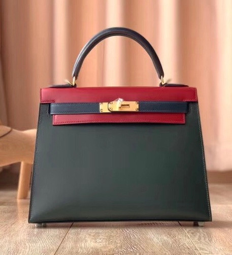 Hermes Special Order Tri-Color Vert Cypres/Bleu saphir /Bordeaux Box Calf Kelly Bag 28 cm  Gold Hardware