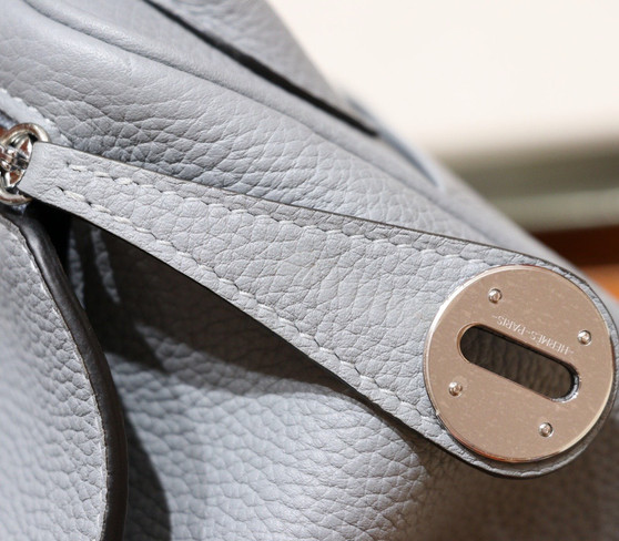 Hermes Mini Lindy 20cm Bag  Gris Mouette Togo Leather Palladium  Hardware