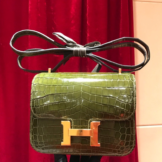 Hermes  Canopee V6Constance 18 Crocodile Niloticus