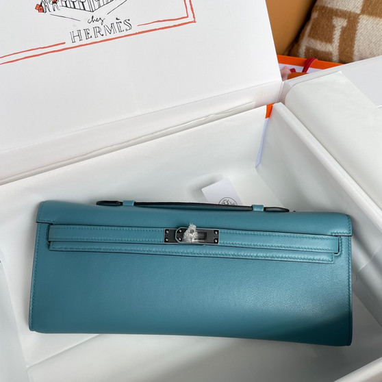 HERMES KELLY CUT CLUTCH BAG BLUE JEAN EPSOM PALLADIUM HARDWARE