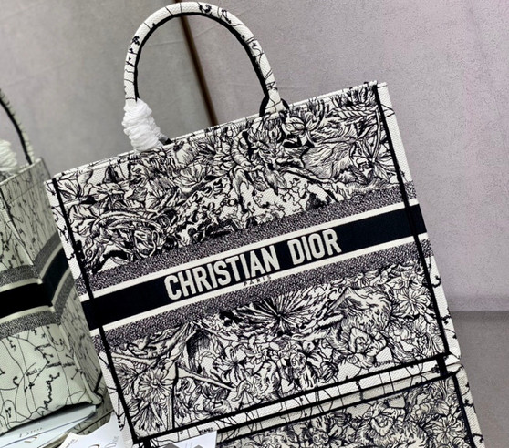 Christian Dior DIOR BOOK TOTE Latte Multicolor Dior Zodiac Embroidery  Christian Dior DIOR BOOK TOTE Latte Multicolor Dior Zodiac Embroidery