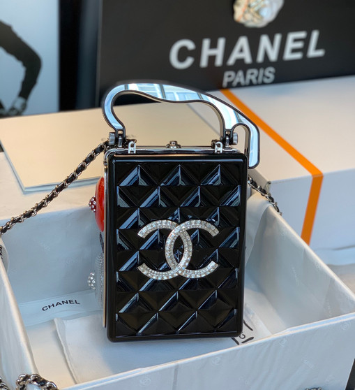 Chanel “Traffic Light” Resin, Strass & Silver-Tone Metal Bag Resort 2020 Collection