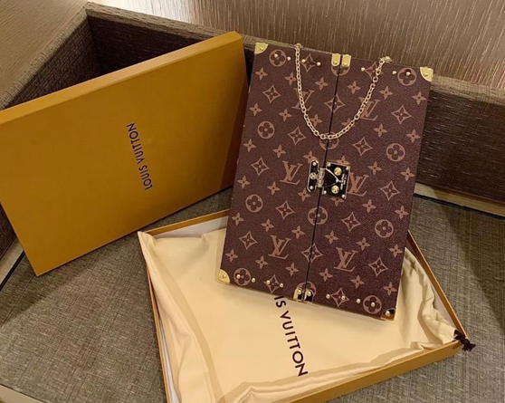 Louis Vuitton GI0554  HOME MIRROR TRUNK