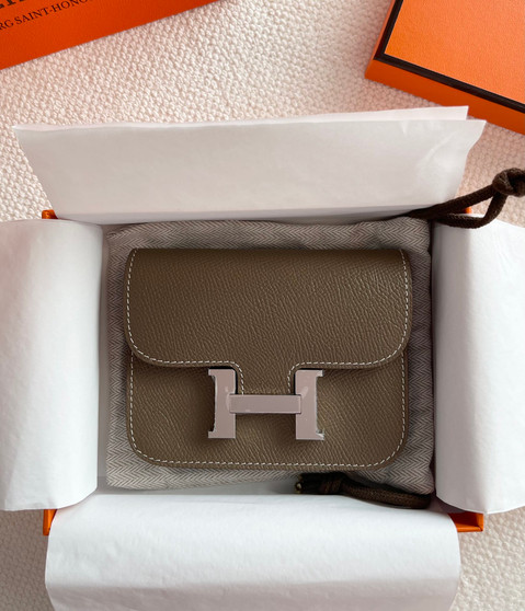 Hermès Constance Slim wallet Etoupe Epsom leather palladium hardware  Hermès Constance Slim wallet Etoupe Epsom leather palladium hardware