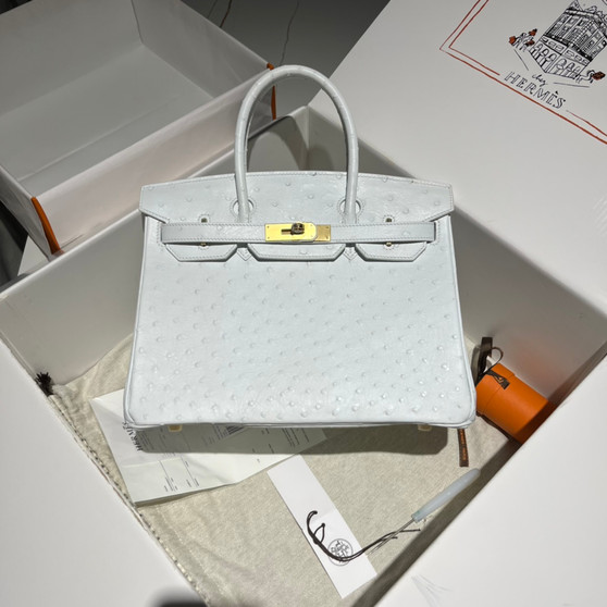 Hermes White Birkin Bag 30cm KK Ostrich Leather Gold Hardware Hermes White Birkin Bag 30cm KK Ostrich Leather Gold Hardware