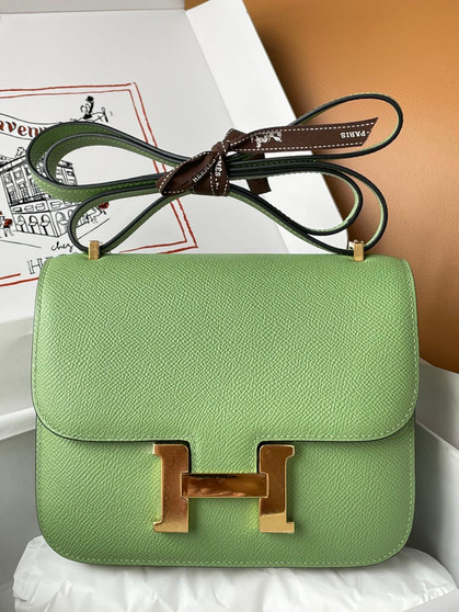  Hermes Vert Criquet  Constance 19cm Epsom Gold Hardware