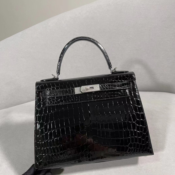Hermes Kelly 28 Black Crocodile Niloticus Diamond White Gold Top Handle Satchel Bag