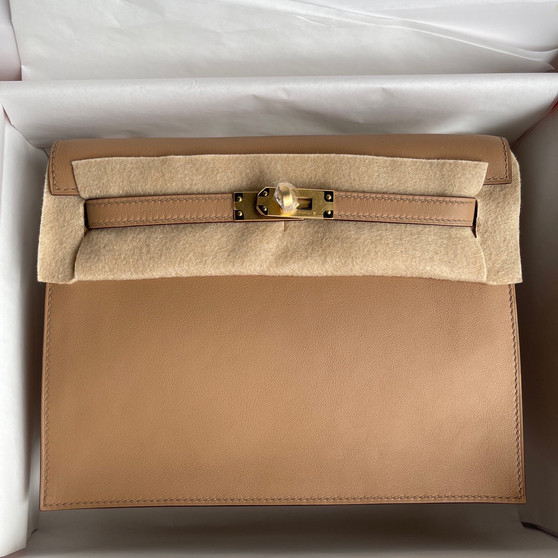 Hermes Beige de weimar  Kelly Danse Bag Evercolour Leather Gold Hardware