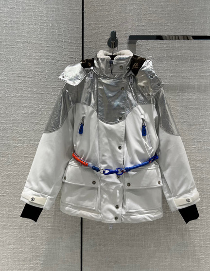 Louis Vuitton 1A9KZ9 ELECTRIC ACCENT SKI JACKET WHITE