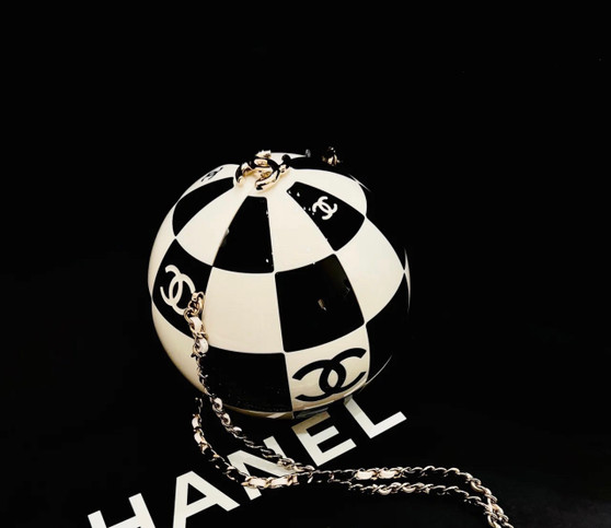 Chanel SPHERE MINAUDIERE 