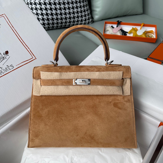 Hermès Kelly 25 Sellier Gold Suede Palladium, Hardware