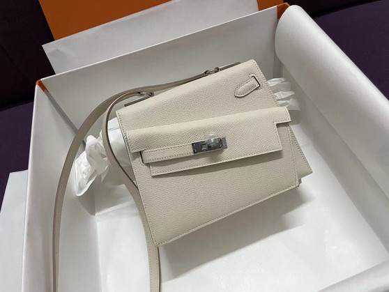 Hermes Kelly Sellier 20 en Desordre Craie with Palladium Hardware