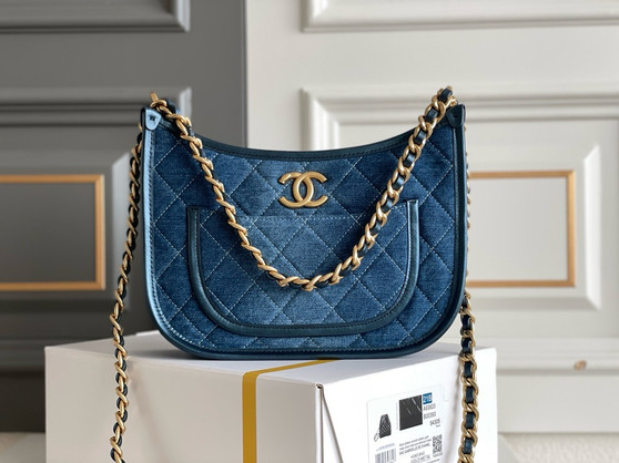 Chanel HOBO HANDBAG IN DENIM2024  Chanel HOBO HANDBAG IN DENIM2024