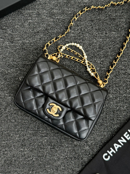 Chanel Imitation Pearls MINI FLAP BAG Black