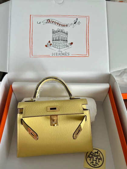 Hermès Jaune Possin Mini Kelly II Chevre  Mysore Leather Gold  hardware Hermès Jaune Possin Mini Kelly II Chevre  Mysore Leather Gold  hardware