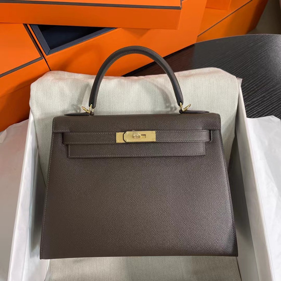 Hermes Chocolate Kelly 28 cm Epsom Gold Hardware Hermes Chocolate Kelly 28 cm Epsom Gold Hardware
