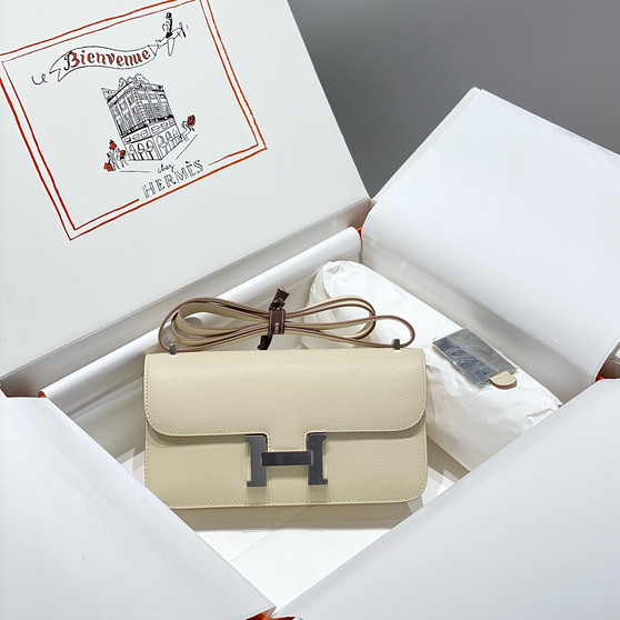 Hermès Constance Elan handbag in Craie Epsom with Palladium Hardware