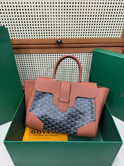 Goyard Saigon Tote Black and Tan Goyardine Canvas Palladium Hardware Goyard Saigon Tote Black and Tan Goyardine Canvas Palladium Hardware