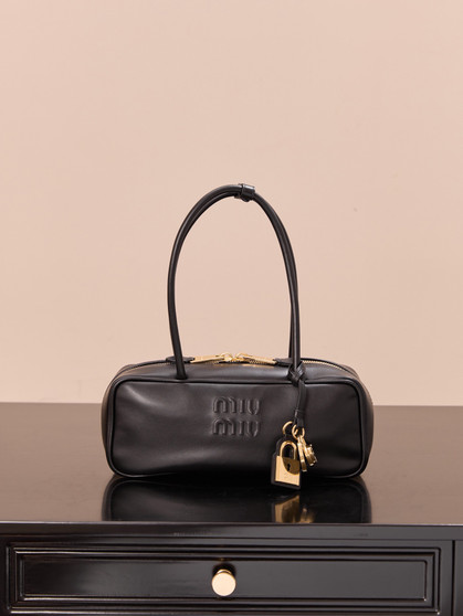 Miu Miu Beau leather bag Black