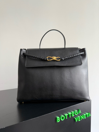 Bottega Veneta Ciao Ciao Bag Black 
