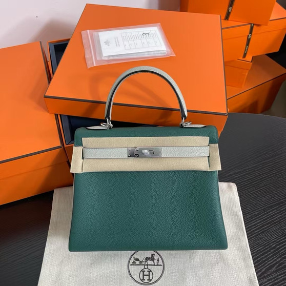 Hermes Special Order Horseshoe Bi-Colours Malachite / Gris Perle  Kelly 28 cm Togo Palladium Hardware