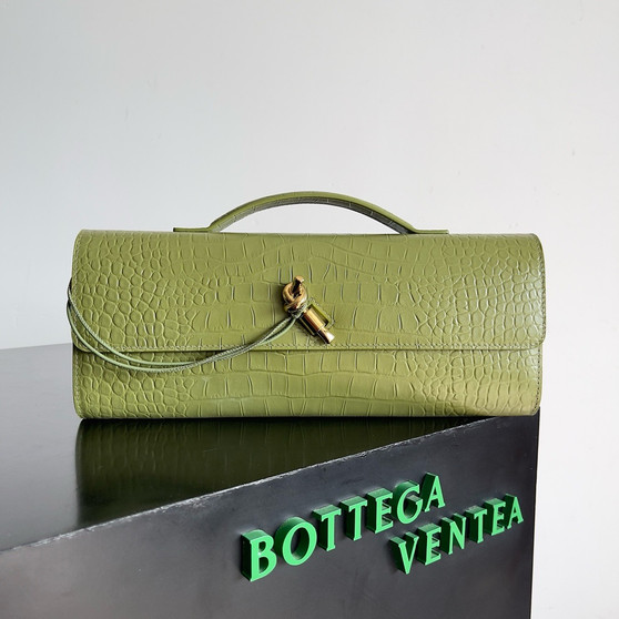 Bottega Veneta Andiamo Crocodile Clutch Matcha