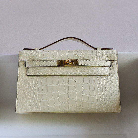Hermès Matt Vanilla  Alligator Kelly Pochette Gold Hardware