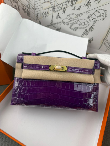 Hermes Cassis Mini Kelly Pochette Crocodile Niloticus with Gold Hardware